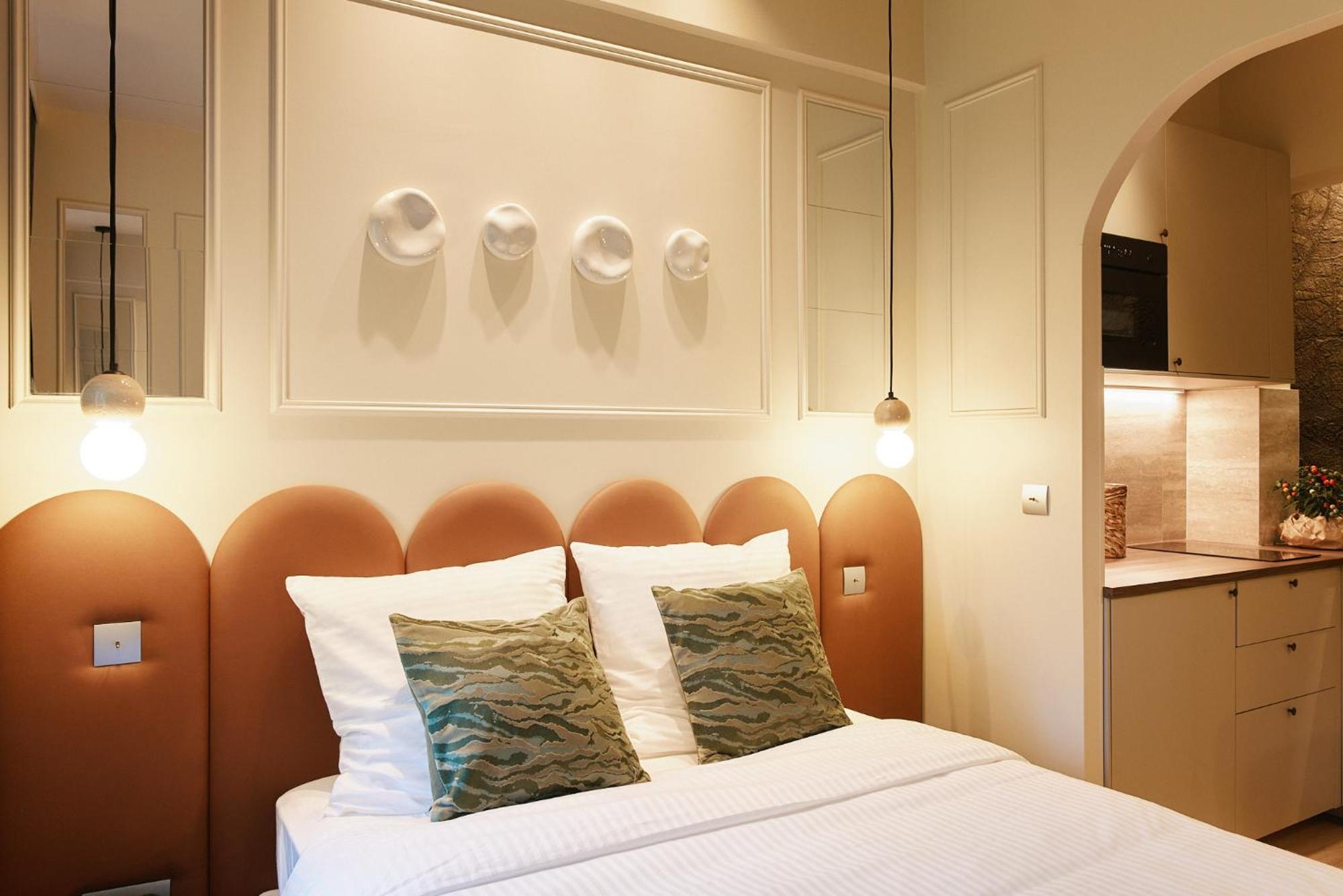 Desnouettes - Duke Housing Apartment