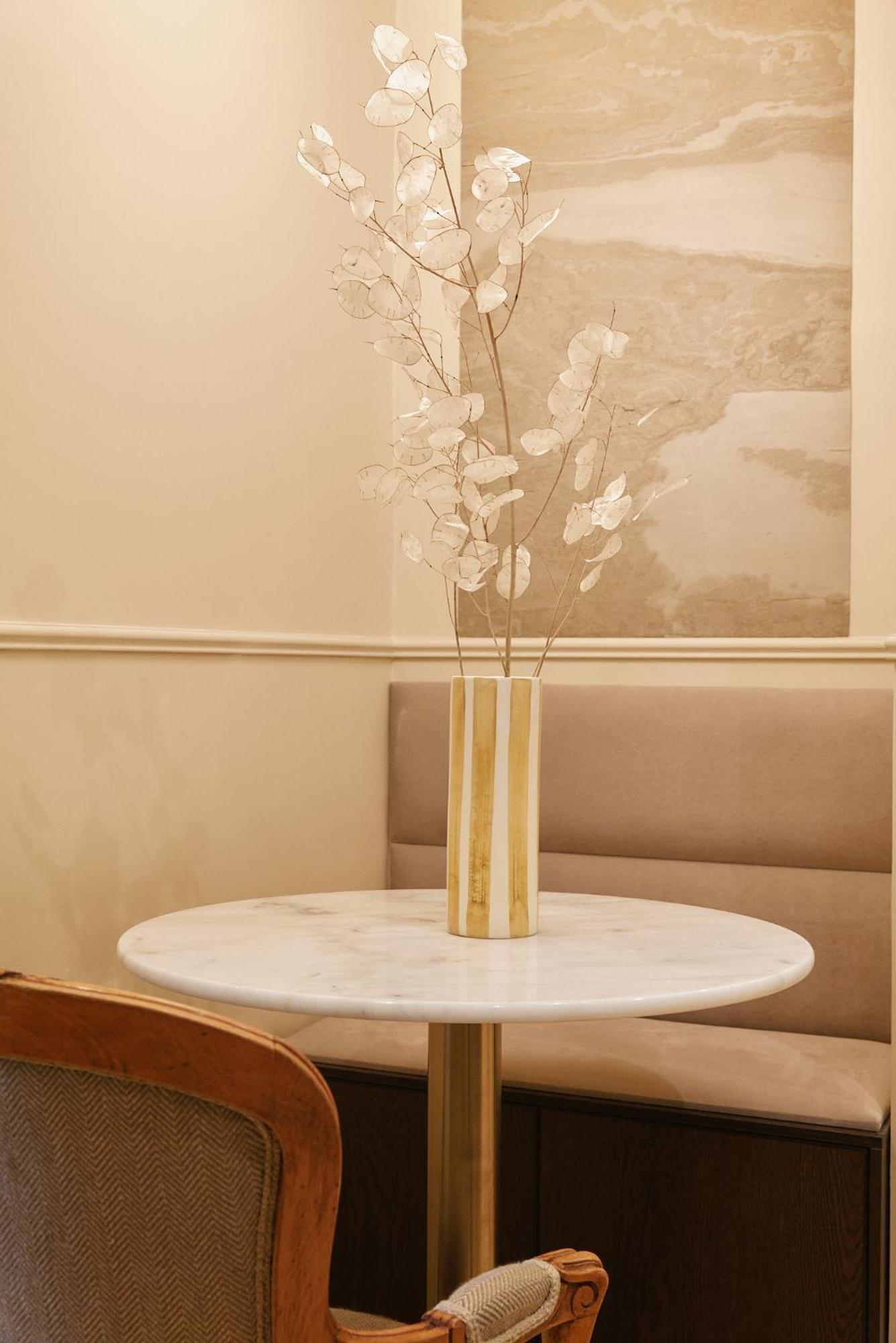 Desnouettes - Duke Housing